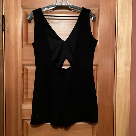 Love notion black sexy romper - Picture 2 of 2